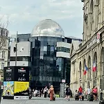 Kapszulahotel Zenith